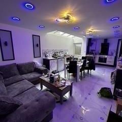 6 bedroom detached house to rent - Photo 1