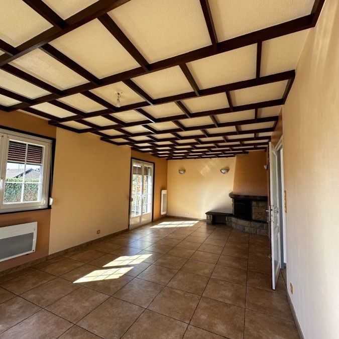 Maison individuelle 5 pièces à Étival-Clairefontaine - Photo 1