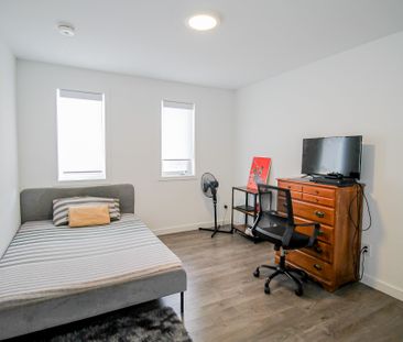 For Lease - 400 Chaffey Street, Welland, Ontario - Photo 1