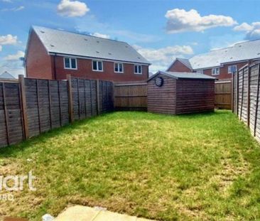 1 bedroom in a house share to rent - Photo 1