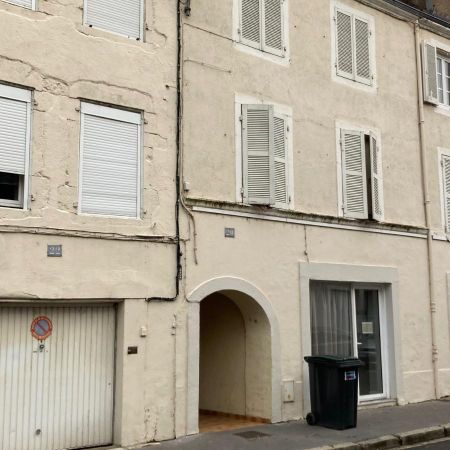 Location Appartement 1 pièce 47m² CHALON SUR SAONE 71100 - Photo 3