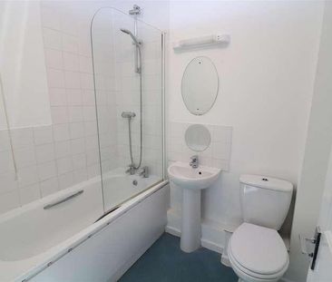 Duke Street, Trowbridge, BA14 - Photo 2