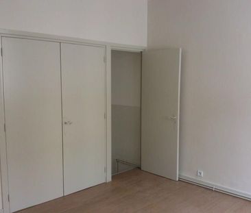 Location Appartement 1 pièce 40m² - Photo 4