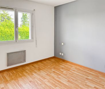 House - Photo 3