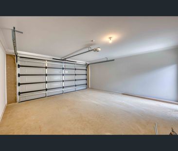 11 Murray Crescent, Smithfield Plains, SA 5114 - Photo 3