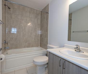 For Lease - 2500 Hill Rise Court Unit# 121, Oshawa, Ontario - Photo 6