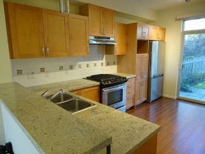 $2400 / 3br – 1368ft2 – Rarely available Townhouse unit in Whitetail Lane (Coquitlam) - Photo 3