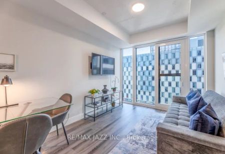 80 Bond Street E #1220 - Photo 2