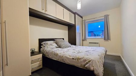 2 bedroom apartment to rent - Photo 4