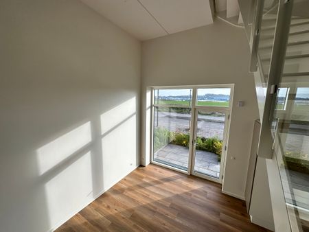 Moderne lejlighed med smuk udsigt til fjorden - Photo 3
