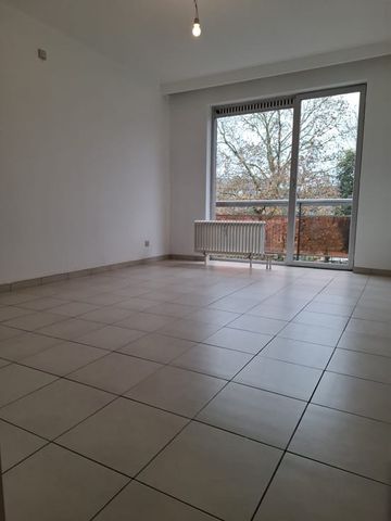 Appartement te huur - Foto 3