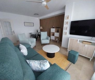 Alquiler de piso en Puerto de la Duquesa - Photo 2