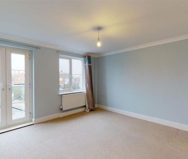 2 bedroom flat to rent - Photo 6