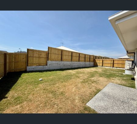 11 Cornell Street, Collingwood Park, Qld 4301 - Photo 4