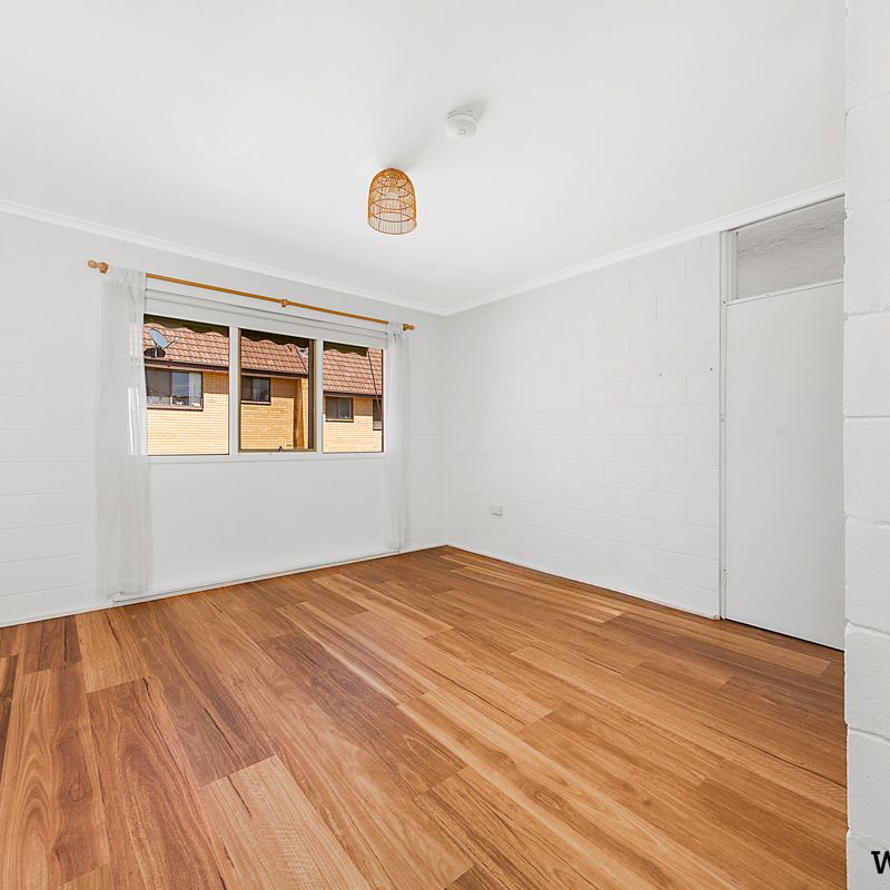 4/29 Mowatt Street, Queanbeyan East NSW 2620 - Townhouse For Rent | Domain - Photo 1