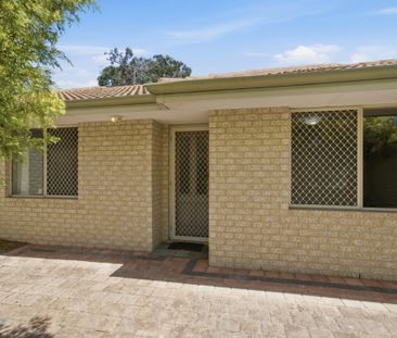 Charming Townhouse in Osborne Park - Photo 1