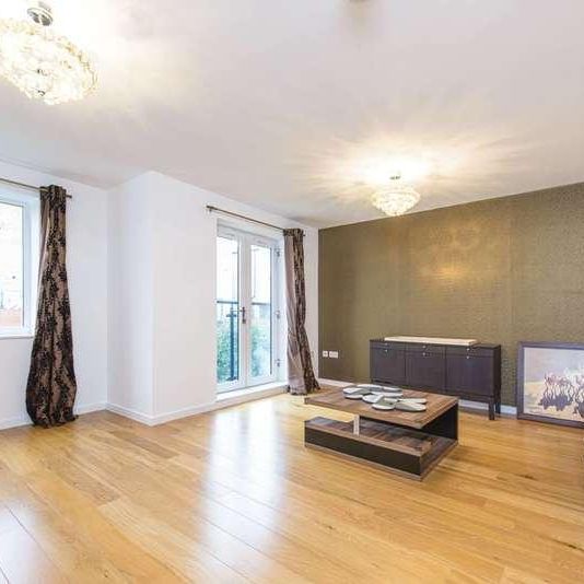 Thirleby Road, Mill Hill East, NW7 - Photo 1