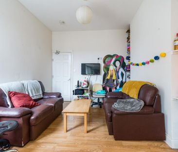 6 bedroom terraced house to rent - Photo 5