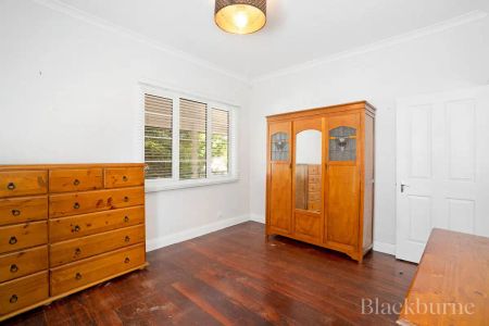 “CHARMING FAMILY HOME” - Photo 3