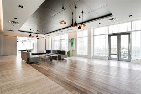 For Lease - 4655 Glen Erin Drive Unit# 1005, Mississauga, Ontario - Photo 2