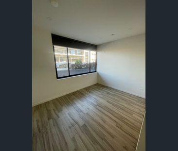 Modern Studio in Prime Liverpool Location - Photo 2