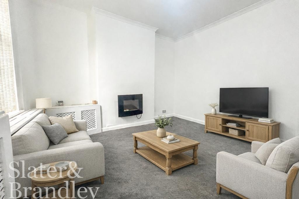 3 bedroom terraced house to rent - Photo 1