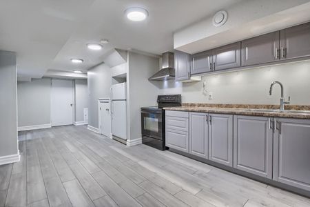 For Lease - 127 Gailcrest Circle Unit# Basement, Vaughan, Ontario - Photo 2