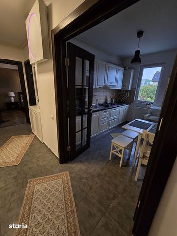 Inchiriez Apartament cu 2 camere bloc nou - Photo 4