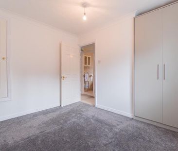 2 bedroom semi-detached house to rent - Photo 5