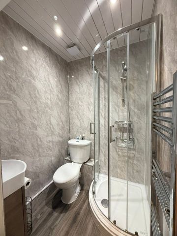 3 Bed Flat, St. Lawrence Quay, M50 - Photo 5