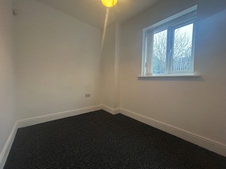 Chapel Gardens, Liverpool, L5 - Photo 2