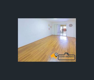 House like living with backyard in apartment like maintenance - Photo 1