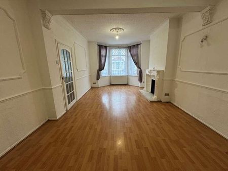 Masterman Road, London, E6 - Photo 2