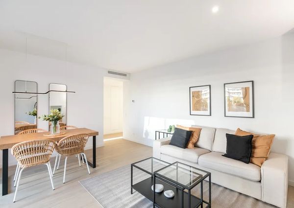 Carrer de Pi i Margall, Badalona, Catalonia 08912