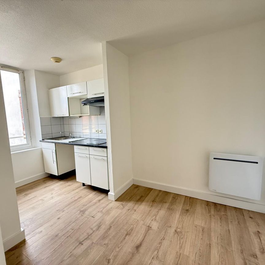 Location Appartement 1 pièce 30m² - Photo 1