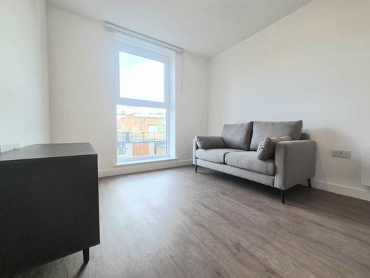 Cow Green, Halifax - Photo 1