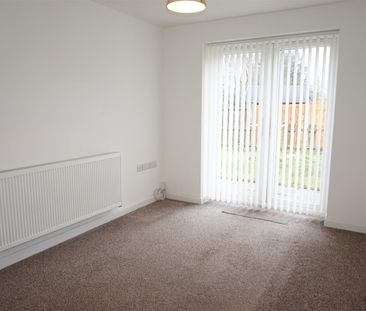 Evesham Road, Redditch - Photo 3