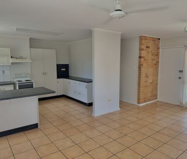 175 Charles Street, Heatley - Photo 1