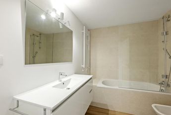 4 Bedroom Apartment with parking, Alto da Barra, Oeiras