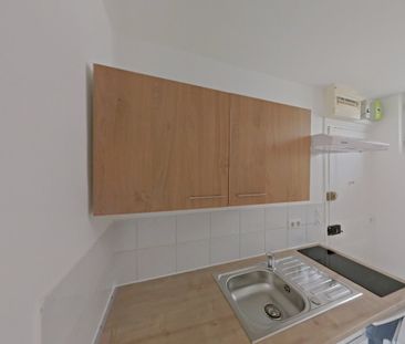 Location Appartement 1 pièce 15m² PARIS 20ème - Photo 3