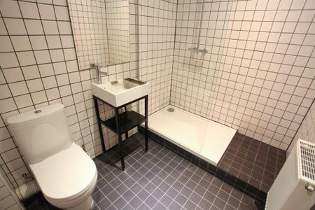 6 bedroom flat to rent - Photo 3