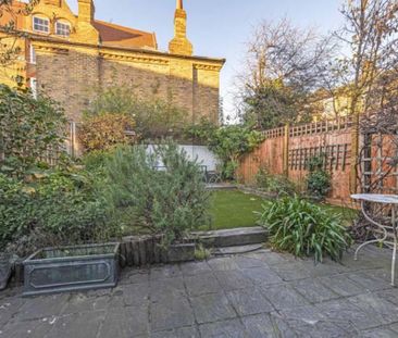 3 bedroom terraced house to rent - Photo 2