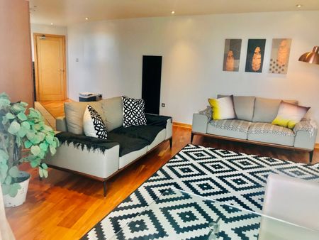 1 Bed Flat, Waterloo Street, LS10 - Photo 4