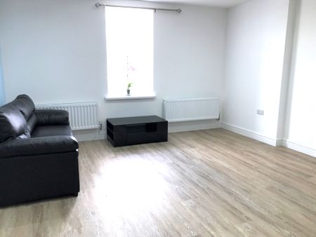 £1,300 PCM, Spacious Two Bedroom Furnished Apartment in Tudor Street, Riverside, Cardiff, CF11 6AH - Photo 4