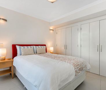 Spacious modern seaside living. - Photo 5