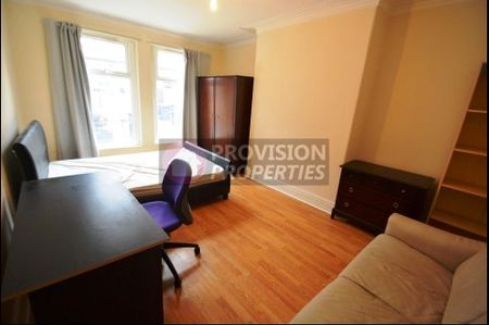 6 Bedroom Properties Headingley - Photo 3