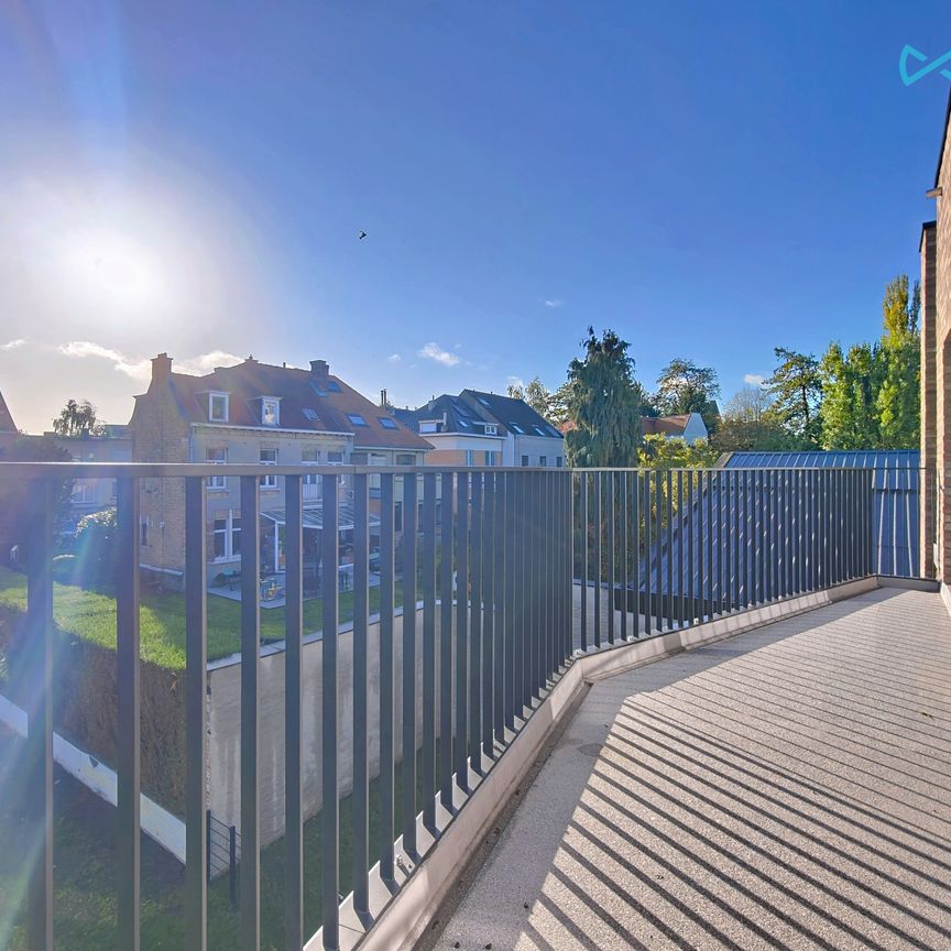 Appartement met één slaapkamer in Berchem-Sainte-Agathe - Photo 1