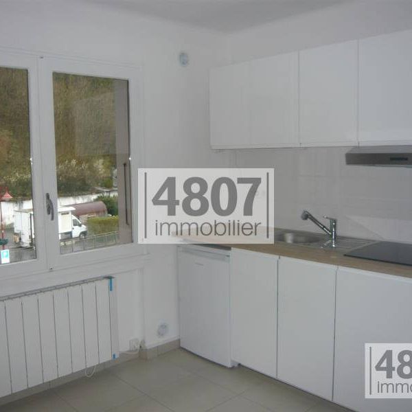 Location appartement 1 pièce 12.02 m² à Magland (74300) - Photo 1