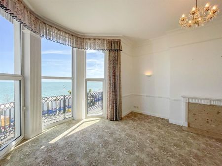 Grand Parade, Eastbourne, BN21 3YP - Photo 3