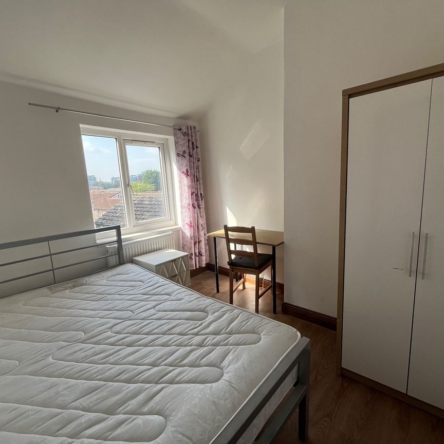 Room in a Shared House, Refurbished Mmu Uom Piccadilly Stat, M12 - Photo 2